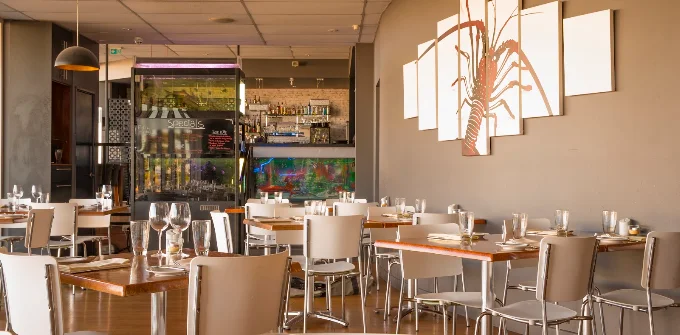 The Cray Seafood & Grill Belmont Dining Room
