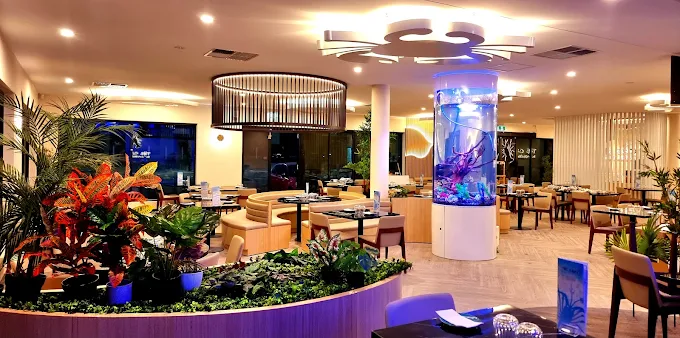 The Cray Seafood & Grill Currambine Dining Room